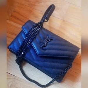 Yves Saint Laurent quilted crossbody bag / pocketbook